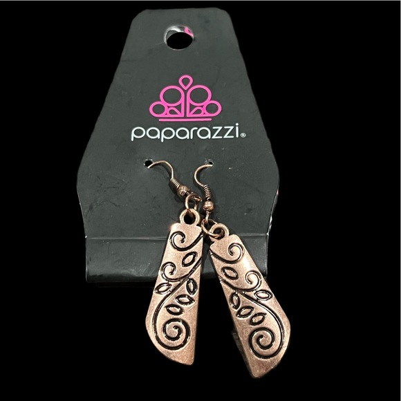 NWT paparazzi earrings